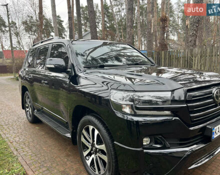 Черный Тойота Ленд Крузер, объемом двигателя 4.5 л и пробегом 239 тыс. км за 46900 $, фото 33 на Automoto.ua