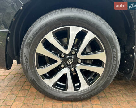 Черный Тойота Ленд Крузер, объемом двигателя 4.5 л и пробегом 239 тыс. км за 46900 $, фото 38 на Automoto.ua