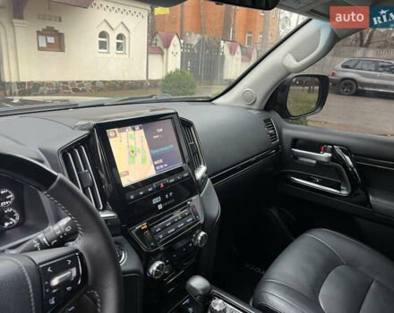 Черный Тойота Ленд Крузер, объемом двигателя 4.5 л и пробегом 239 тыс. км за 46900 $, фото 64 на Automoto.ua