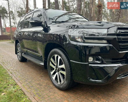 Черный Тойота Ленд Крузер, объемом двигателя 4.5 л и пробегом 239 тыс. км за 46900 $, фото 32 на Automoto.ua