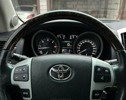 Черный Тойота Ленд Крузер, объемом двигателя 4.5 л и пробегом 230 тыс. км за 39500 $, фото 10 на Automoto.ua