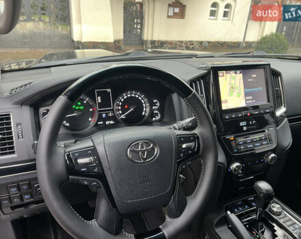 Черный Тойота Ленд Крузер, объемом двигателя 4.5 л и пробегом 239 тыс. км за 46900 $, фото 65 на Automoto.ua