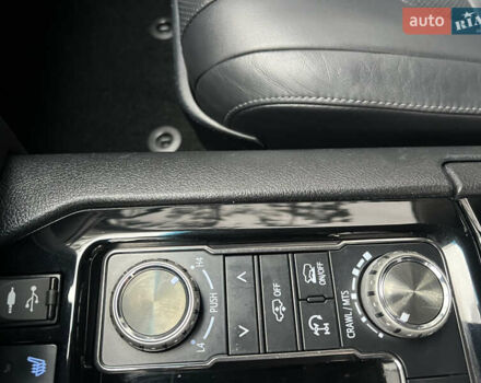 Черный Тойота Ленд Крузер, объемом двигателя 4.5 л и пробегом 239 тыс. км за 46900 $, фото 69 на Automoto.ua