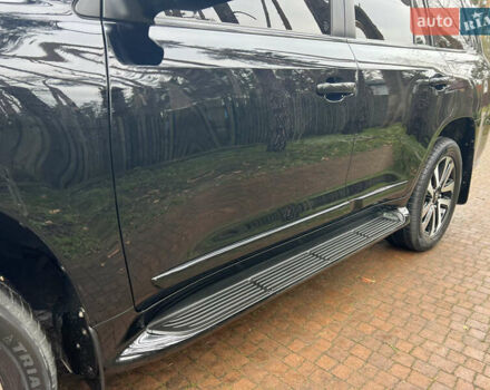 Черный Тойота Ленд Крузер, объемом двигателя 4.5 л и пробегом 239 тыс. км за 46900 $, фото 40 на Automoto.ua