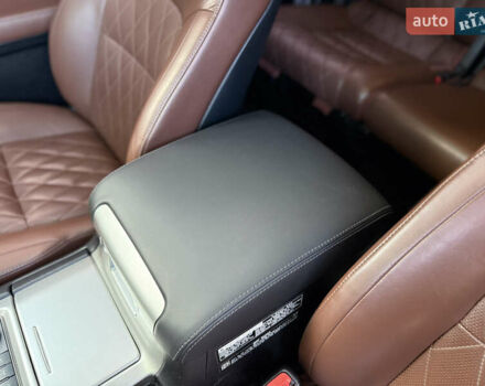 Черный Тойота Ленд Крузер, объемом двигателя 4.46 л и пробегом 225 тыс. км за 55500 $, фото 37 на Automoto.ua