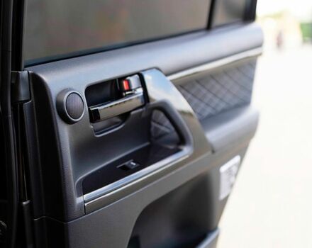 Черный Тойота Ленд Крузер, объемом двигателя 4.5 л и пробегом 171 тыс. км за 47500 $, фото 2 на Automoto.ua