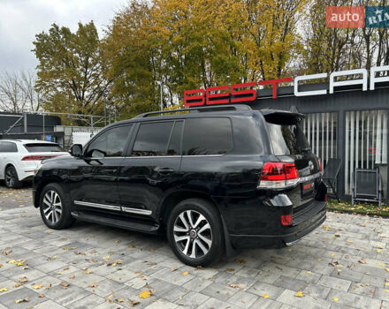 Черный Тойота Ленд Крузер, объемом двигателя 4.46 л и пробегом 264 тыс. км за 41500 $, фото 18 на Automoto.ua