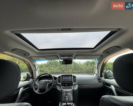 Черный Тойота Ленд Крузер, объемом двигателя 4.46 л и пробегом 324 тыс. км за 46999 $, фото 42 на Automoto.ua