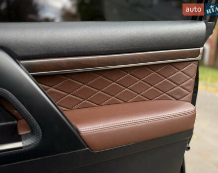 Черный Тойота Ленд Крузер, объемом двигателя 4.46 л и пробегом 225 тыс. км за 55500 $, фото 60 на Automoto.ua