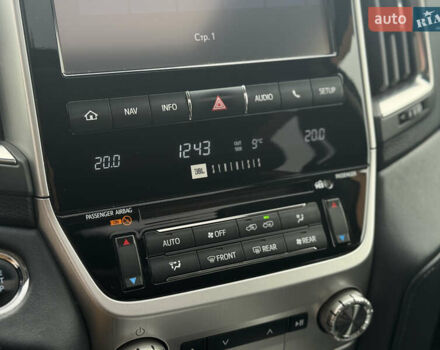 Черный Тойота Ленд Крузер, объемом двигателя 4.46 л и пробегом 324 тыс. км за 46999 $, фото 27 на Automoto.ua