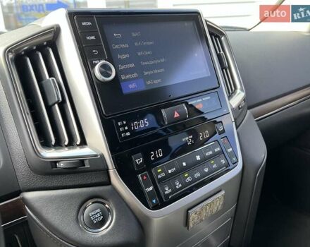 Черный Тойота Ленд Крузер, объемом двигателя 4.46 л и пробегом 150 тыс. км за 48500 $, фото 19 на Automoto.ua