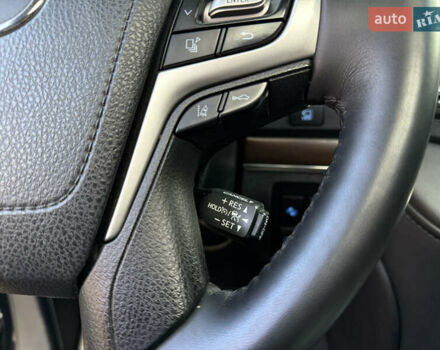 Черный Тойота Ленд Крузер, объемом двигателя 4.46 л и пробегом 225 тыс. км за 55500 $, фото 35 на Automoto.ua