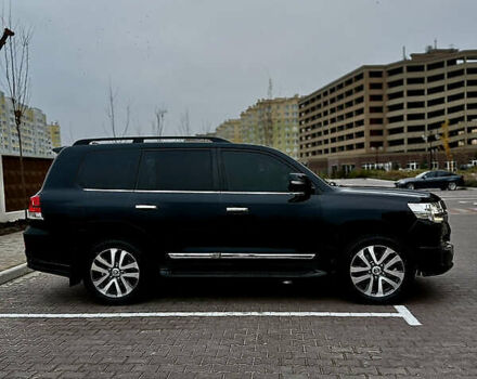 Черный Тойота Ленд Крузер, объемом двигателя 4.66 л и пробегом 184 тыс. км за 53500 $, фото 3 на Automoto.ua