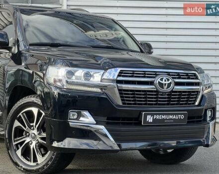 Черный Тойота Ленд Крузер, объемом двигателя 4.46 л и пробегом 150 тыс. км за 48500 $, фото 3 на Automoto.ua