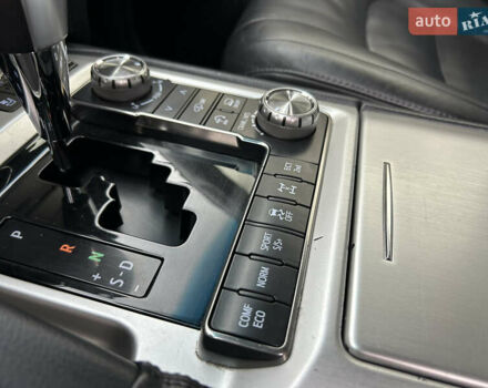 Черный Тойота Ленд Крузер, объемом двигателя 4.46 л и пробегом 264 тыс. км за 41500 $, фото 26 на Automoto.ua