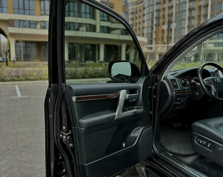 Черный Тойота Ленд Крузер, объемом двигателя 4.66 л и пробегом 184 тыс. км за 53500 $, фото 11 на Automoto.ua