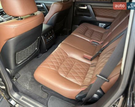 Черный Тойота Ленд Крузер, объемом двигателя 4.46 л и пробегом 225 тыс. км за 55500 $, фото 49 на Automoto.ua