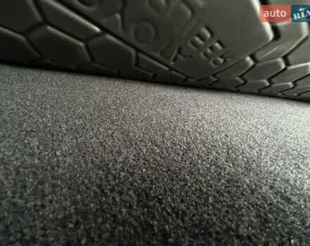 Черный Тойота Ленд Крузер, объемом двигателя 4.46 л и пробегом 264 тыс. км за 41500 $, фото 33 на Automoto.ua