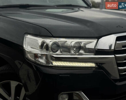 Черный Тойота Ленд Крузер, объемом двигателя 4.46 л и пробегом 324 тыс. км за 46999 $, фото 2 на Automoto.ua