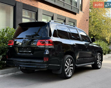 Черный Тойота Ленд Крузер, объемом двигателя 4.46 л и пробегом 225 тыс. км за 55500 $, фото 19 на Automoto.ua
