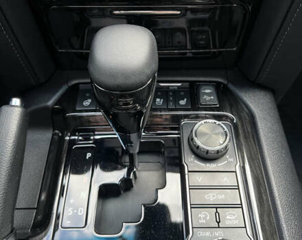 Чорний Тойота Ленд Крузер, об'ємом двигуна 4.46 л та пробігом 238 тис. км за 49900 $, фото 33 на Automoto.ua