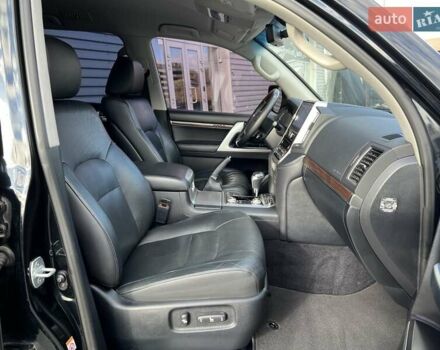 Черный Тойота Ленд Крузер, объемом двигателя 4.46 л и пробегом 150 тыс. км за 48500 $, фото 28 на Automoto.ua