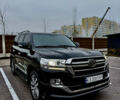 Черный Тойота Ленд Крузер, объемом двигателя 4.66 л и пробегом 184 тыс. км за 53500 $, фото 2 на Automoto.ua