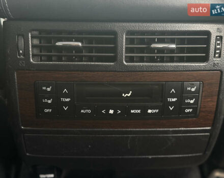 Черный Тойота Ленд Крузер, объемом двигателя 4.46 л и пробегом 324 тыс. км за 46999 $, фото 37 на Automoto.ua