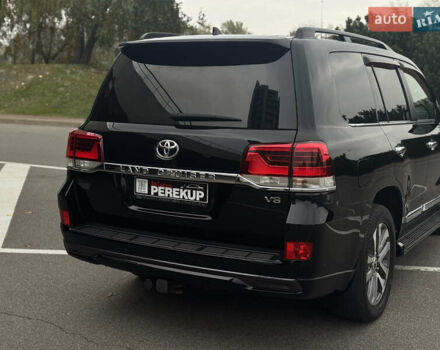 Черный Тойота Ленд Крузер, объемом двигателя 4.46 л и пробегом 324 тыс. км за 46999 $, фото 9 на Automoto.ua