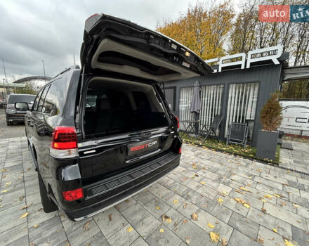 Черный Тойота Ленд Крузер, объемом двигателя 4.46 л и пробегом 264 тыс. км за 41500 $, фото 31 на Automoto.ua