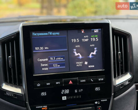 Черный Тойота Ленд Крузер, объемом двигателя 4.46 л и пробегом 225 тыс. км за 55500 $, фото 45 на Automoto.ua