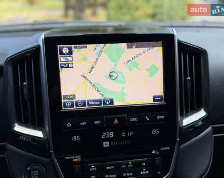 Черный Тойота Ленд Крузер, объемом двигателя 4.46 л и пробегом 225 тыс. км за 55500 $, фото 46 на Automoto.ua