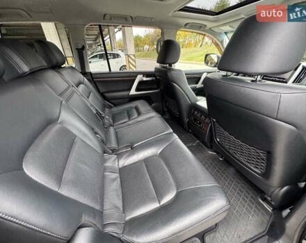 Черный Тойота Ленд Крузер, объемом двигателя 4.46 л и пробегом 324 тыс. км за 46999 $, фото 36 на Automoto.ua