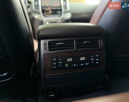 Черный Тойота Ленд Крузер, объемом двигателя 4.46 л и пробегом 225 тыс. км за 55500 $, фото 52 на Automoto.ua
