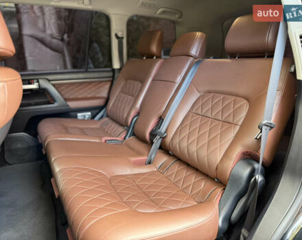 Черный Тойота Ленд Крузер, объемом двигателя 4.46 л и пробегом 225 тыс. км за 55500 $, фото 51 на Automoto.ua