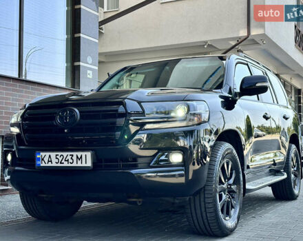 Черный Тойота Ленд Крузер, объемом двигателя 4.46 л и пробегом 217 тыс. км за 42999 $, фото 1 на Automoto.ua