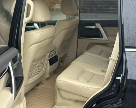 Черный Тойота Ленд Крузер, объемом двигателя 4.46 л и пробегом 190 тыс. км за 54500 $, фото 10 на Automoto.ua