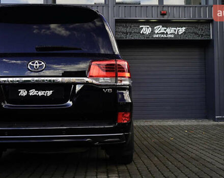 Черный Тойота Ленд Крузер, объемом двигателя 4.46 л и пробегом 149 тыс. км за 52700 $, фото 18 на Automoto.ua