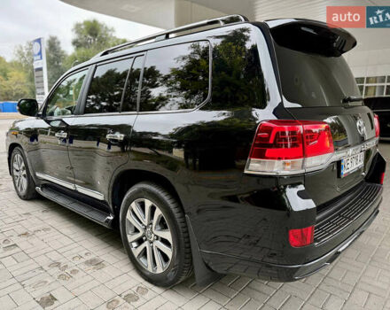 Черный Тойота Ленд Крузер, объемом двигателя 4.46 л и пробегом 118 тыс. км за 55500 $, фото 15 на Automoto.ua