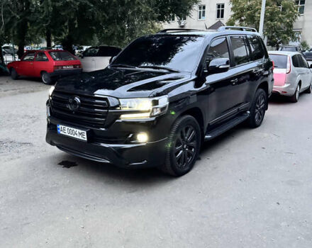 Черный Тойота Ленд Крузер, объемом двигателя 4.46 л и пробегом 177 тыс. км за 52000 $, фото 65 на Automoto.ua