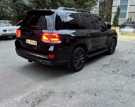 Черный Тойота Ленд Крузер, объемом двигателя 4.46 л и пробегом 177 тыс. км за 52000 $, фото 60 на Automoto.ua