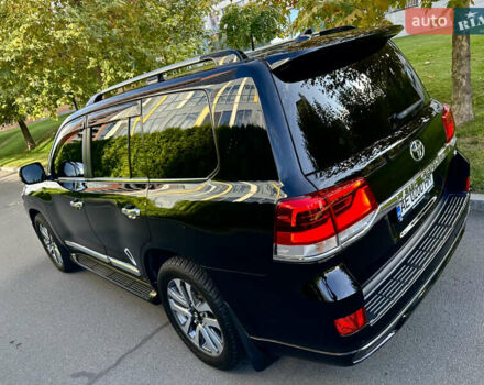 Черный Тойота Ленд Крузер, объемом двигателя 4.46 л и пробегом 320 тыс. км за 45999 $, фото 8 на Automoto.ua