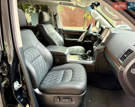 Черный Тойота Ленд Крузер, объемом двигателя 4.46 л и пробегом 118 тыс. км за 55500 $, фото 51 на Automoto.ua
