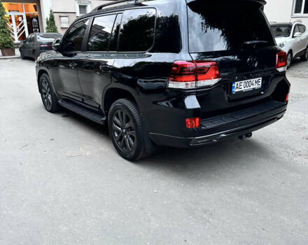 Черный Тойота Ленд Крузер, объемом двигателя 4.46 л и пробегом 177 тыс. км за 52000 $, фото 34 на Automoto.ua