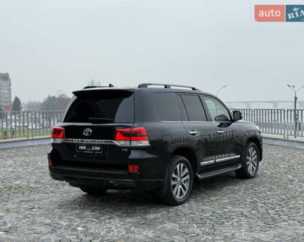 Черный Тойота Ленд Крузер, объемом двигателя 4.46 л и пробегом 101 тыс. км за 55000 $, фото 6 на Automoto.ua