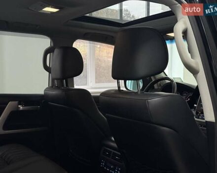 Черный Тойота Ленд Крузер, объемом двигателя 4.46 л и пробегом 185 тыс. км за 51200 $, фото 11 на Automoto.ua