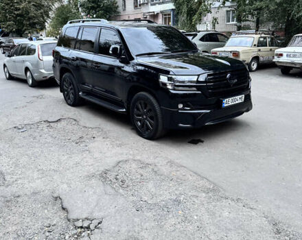 Черный Тойота Ленд Крузер, объемом двигателя 4.46 л и пробегом 177 тыс. км за 52000 $, фото 41 на Automoto.ua