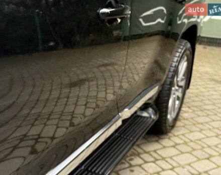 Черный Тойота Ленд Крузер, объемом двигателя 4.46 л и пробегом 200 тыс. км за 50500 $, фото 22 на Automoto.ua