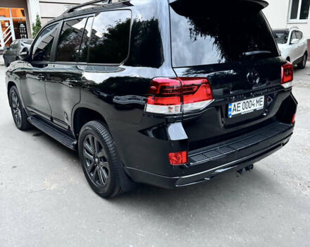 Черный Тойота Ленд Крузер, объемом двигателя 4.46 л и пробегом 177 тыс. км за 52000 $, фото 32 на Automoto.ua