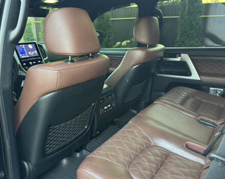 Черный Тойота Ленд Крузер, объемом двигателя 4.46 л и пробегом 181 тыс. км за 51500 $, фото 10 на Automoto.ua